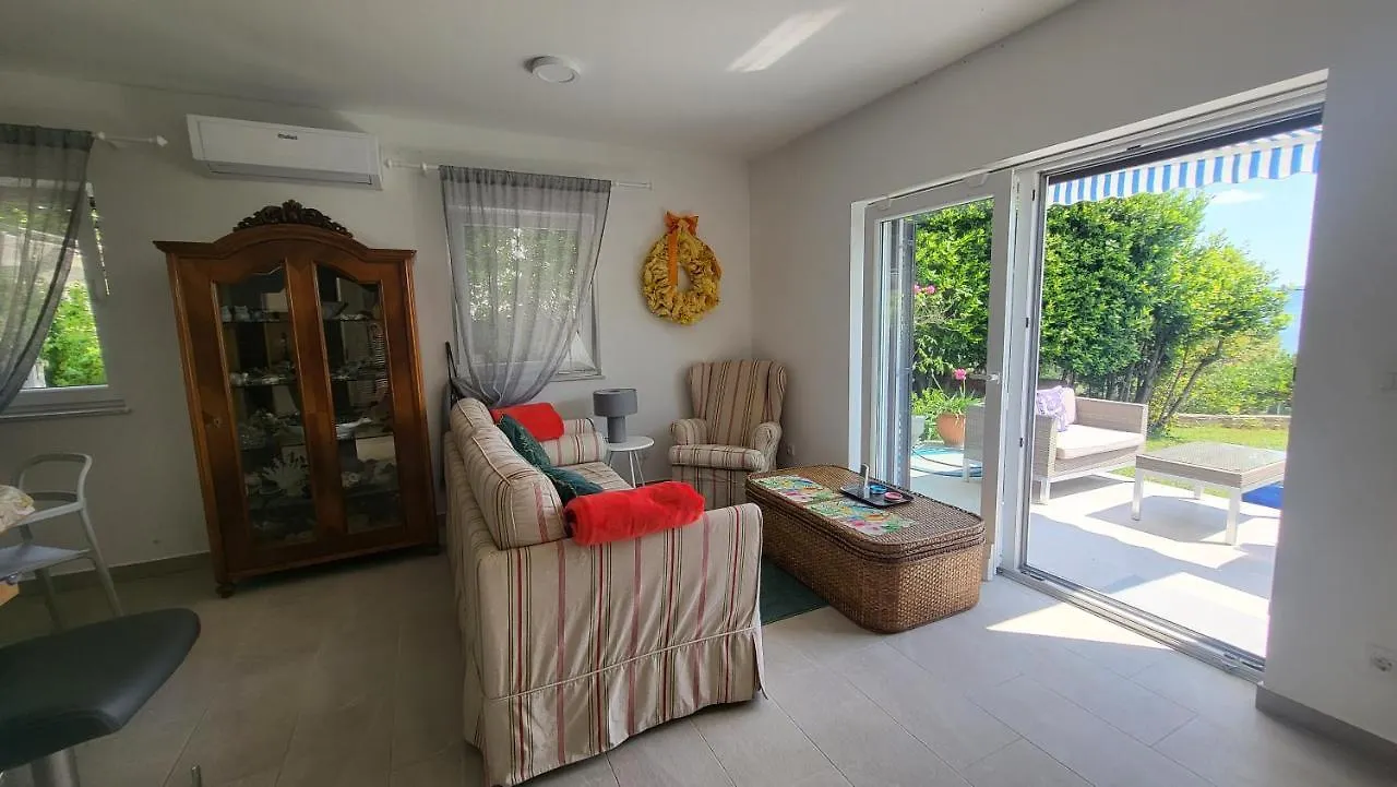 Apartments Amadea Novi Vinodolski Croatia